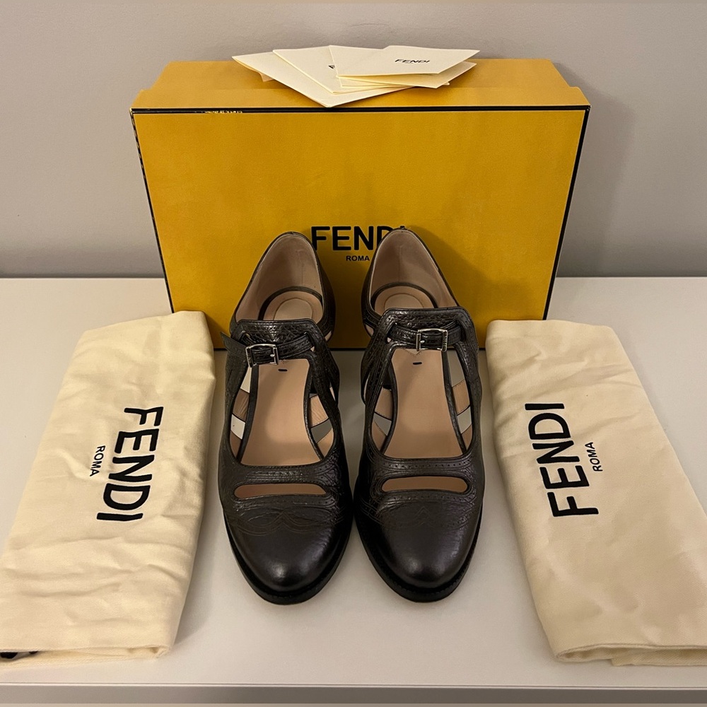 Authentic Fendi Charcoal Cut-out Mary Jane Pumps, Size 7 - Picture 3 of 14